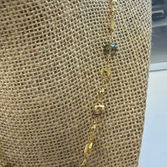 NEW!  Rose necklace kaleidoscope Crystal made by Swarovski Pendant beaded chain - Picture 3 of 7